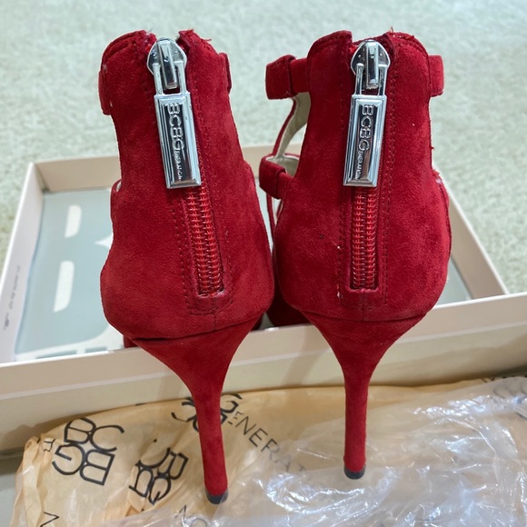 BCBG 👠 - Picture 4 of 5